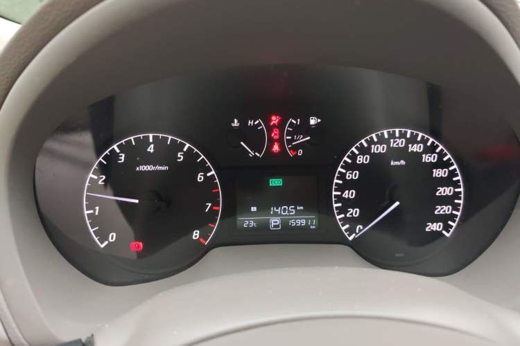 Used Nissan Sylphy 2014 1.6XV CVT Deluxe Edition Instrument Cluster