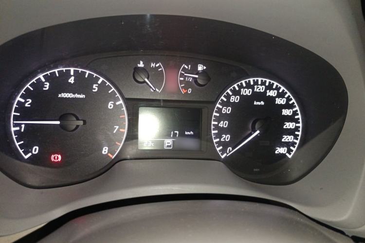 Used Nissan Sylphy 2014 1.6XV CVT Deluxe Edition Instrument Cluster