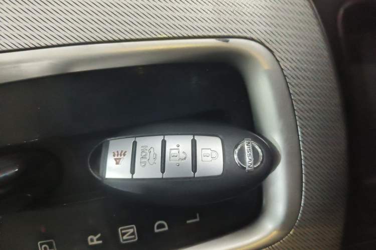 Used Nissan Sylphy 2014 1.6XV CVT Deluxe Edition Interior 1