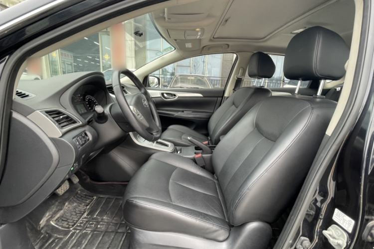 Used Nissan Sylphy 2014 1.6XV CVT Deluxe Edition Interior 2
