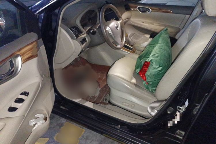 Used Nissan Sylphy 2014 1.6XV CVT Deluxe Edition Interior 3