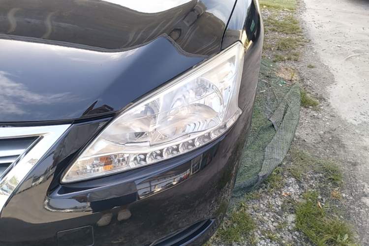 Used Nissan Sylphy 2014 1.6XV CVT Deluxe Edition Left Front Headlight