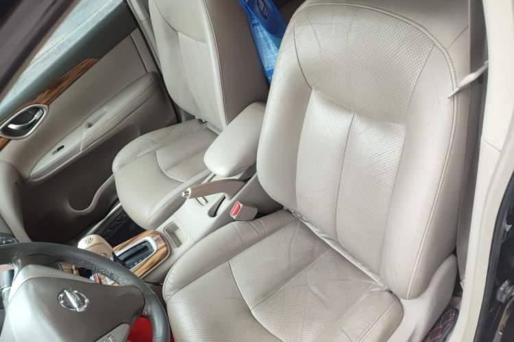Used Nissan Sylphy 2014 1.6XV CVT Deluxe Edition Left Front Seat