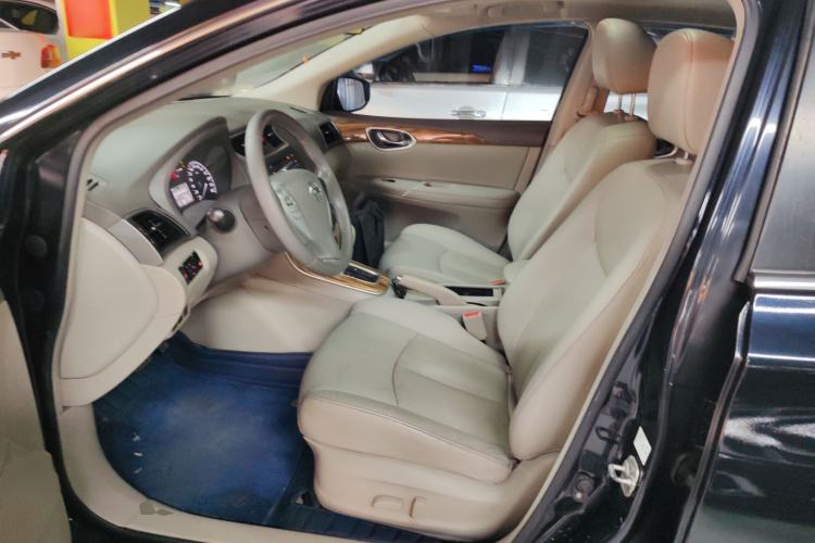 Used Nissan Sylphy 2014 1.6XV CVT Deluxe Edition Left Front Seat