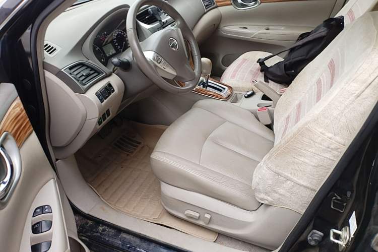 Used Nissan Sylphy 2014 1.6XV CVT Deluxe Edition Left Front Seat