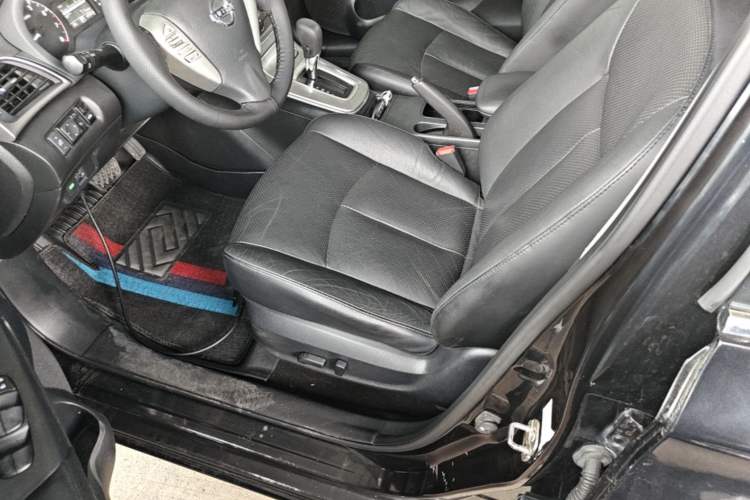Used Nissan Sylphy 2014 1.6XV CVT Deluxe Edition Left Front Seat