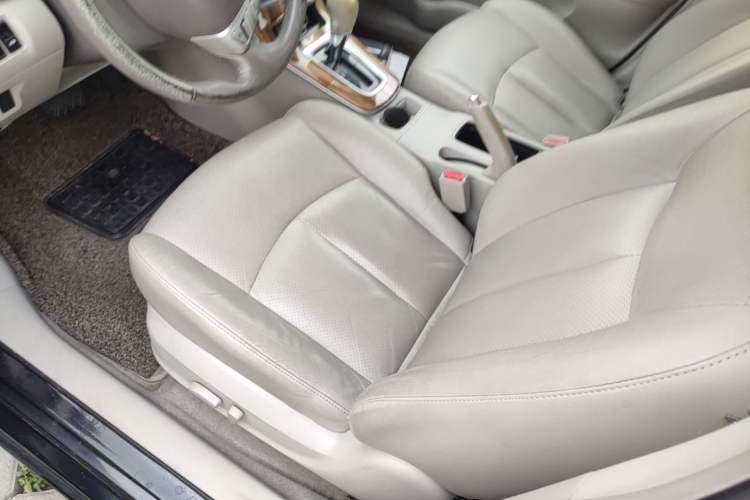 Used Nissan Sylphy 2014 1.6XV CVT Deluxe Edition Left Front Seat