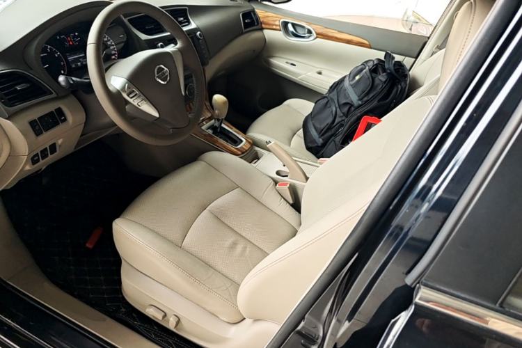 Used Nissan Sylphy 2014 1.6XV CVT Deluxe Edition Left Front Seat