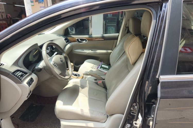 Used Nissan Sylphy 2014 1.6XV CVT Deluxe Edition Left Front Seat