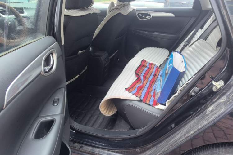 Used Nissan Sylphy 2014 1.6XV CVT Deluxe Edition Left Rear Seat