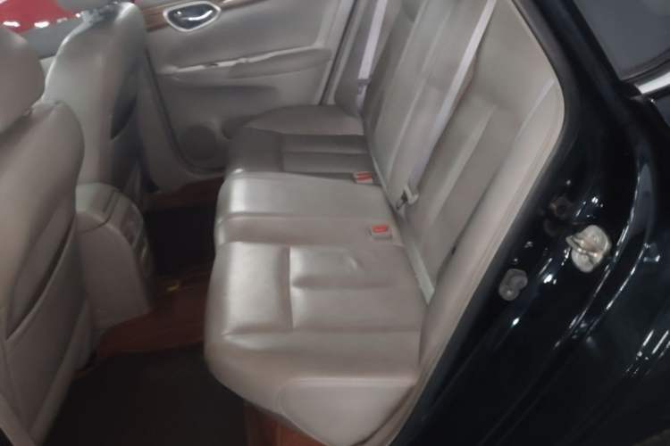 Used Nissan Sylphy 2014 1.6XV CVT Deluxe Edition Left Rear Seat