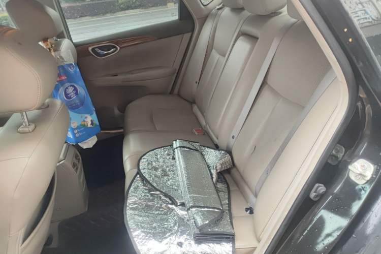 Used Nissan Sylphy 2014 1.6XV CVT Deluxe Edition Left Rear Seat