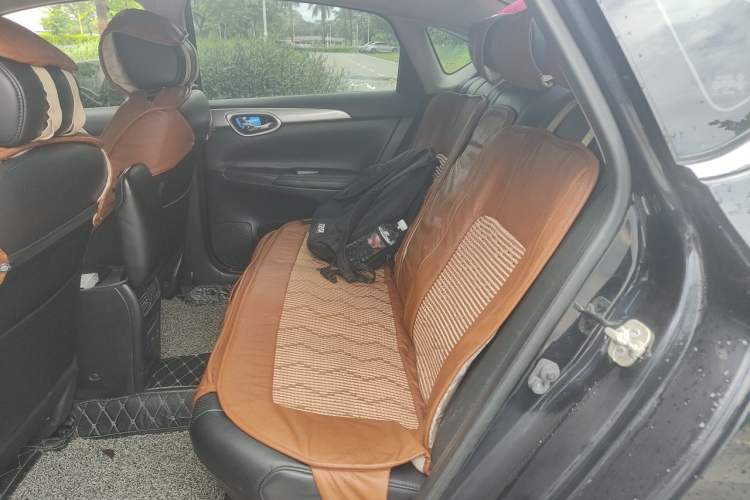 Used Nissan Sylphy 2014 1.6XV CVT Deluxe Edition Left Rear Seat