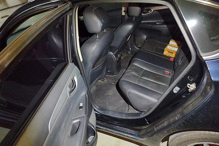 Used Nissan Sylphy 2014 1.6XV CVT Deluxe Edition Left Rear Seat