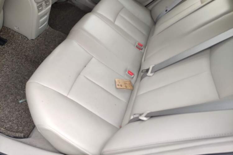 Used Nissan Sylphy 2014 1.6XV CVT Deluxe Edition Left Rear Seat