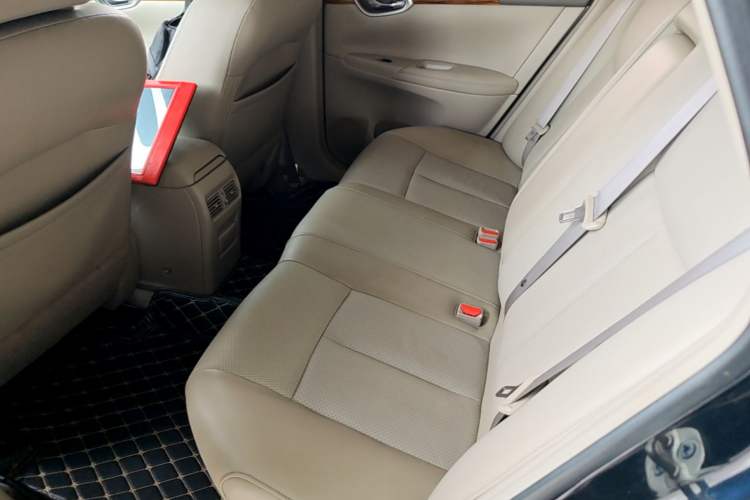Used Nissan Sylphy 2014 1.6XV CVT Deluxe Edition Left Rear Seat