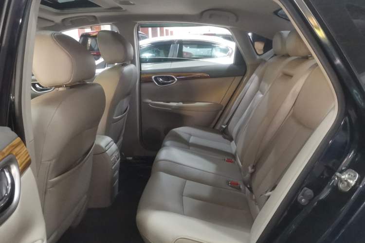Used Nissan Sylphy 2014 1.6XV CVT Deluxe Edition Left Rear Seat