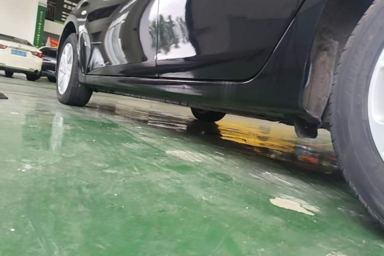 Used Nissan Sylphy 2014 1.6XV CVT Deluxe Edition Left Side Sill