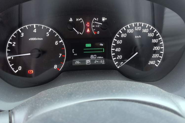Used Nissan Sylphy 2014 1.6XV CVT Deluxe Edition Odometer Close Up