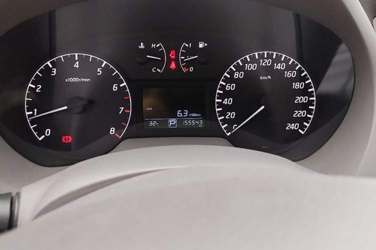 Used Nissan Sylphy 2014 1.6XV CVT Deluxe Edition Odometer Close Up