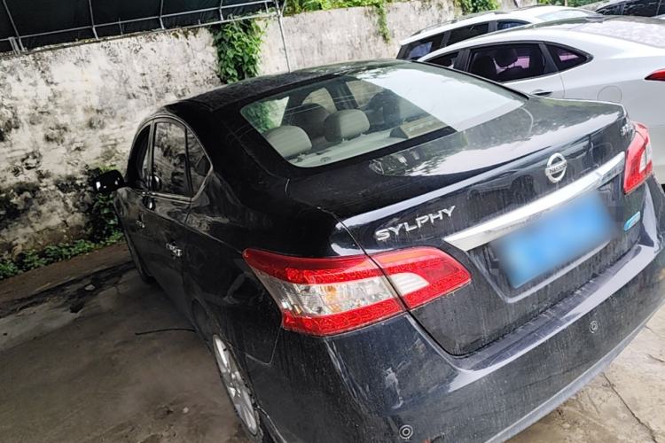 Used Nissan Sylphy 2014 1.6XV CVT Deluxe Edition Rear Left 45 Deg