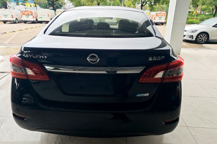 Used Nissan Sylphy 2014 1.6XV CVT Deluxe Edition Rear
