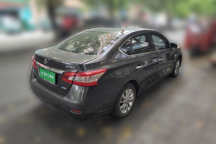 Used Nissan Sylphy 2014 1.6XV CVT Deluxe Edition Rear Right 45 Deg