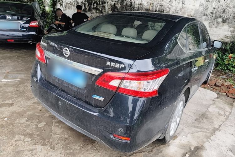 Used Nissan Sylphy 2014 1.6XV CVT Deluxe Edition Rear Right 45 Deg