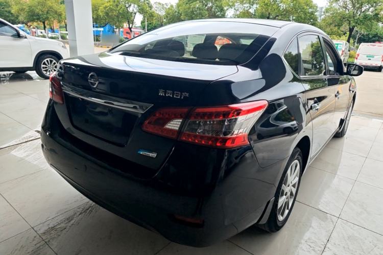 Used Nissan Sylphy 2014 1.6XV CVT Deluxe Edition Rear Right 45 Deg