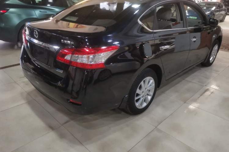 Used Nissan Sylphy 2014 1.6XV CVT Deluxe Edition Rear Right 45 Deg