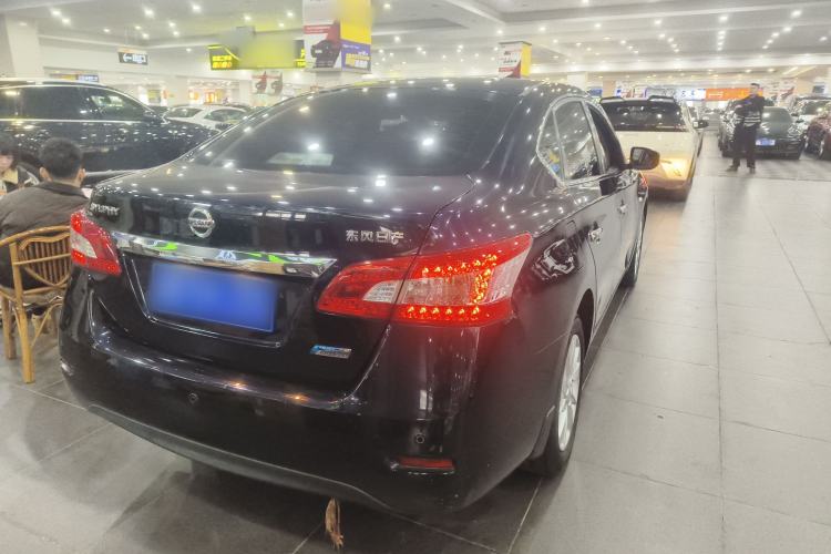 Used Nissan Sylphy 2014 1.6XV CVT Deluxe Edition Rear Right 45 Deg