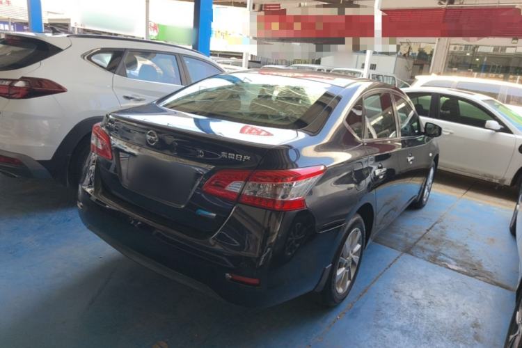 Used Nissan Sylphy 2014 1.6XV CVT Deluxe Edition Rear Right 45 Deg