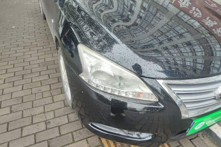 Used Nissan Sylphy 2014 1.6XV CVT Deluxe Edition Right Front Headlight
