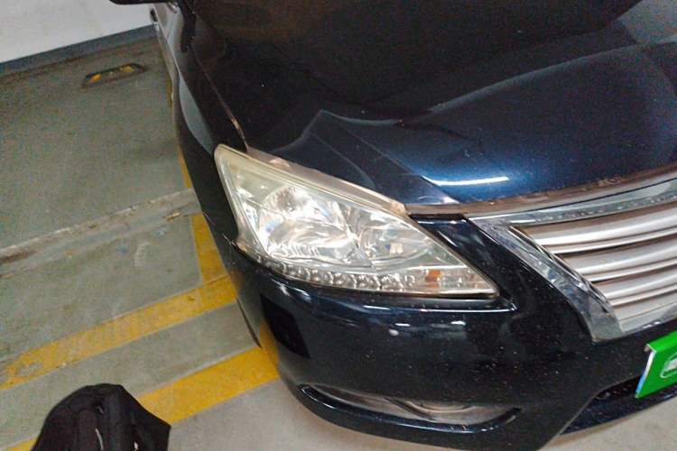 Used Nissan Sylphy 2014 1.6XV CVT Deluxe Edition Right Front Headlight