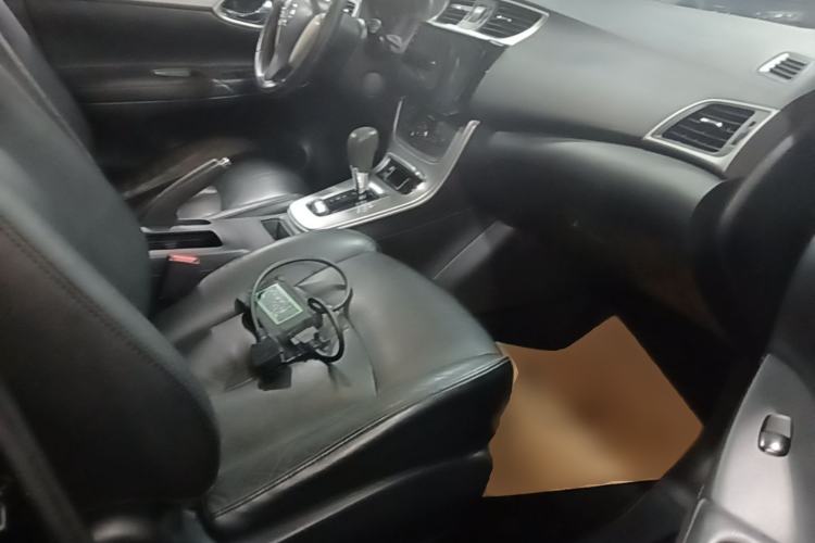 Used Nissan Sylphy 2014 1.6XV CVT Deluxe Edition Right Front Seat