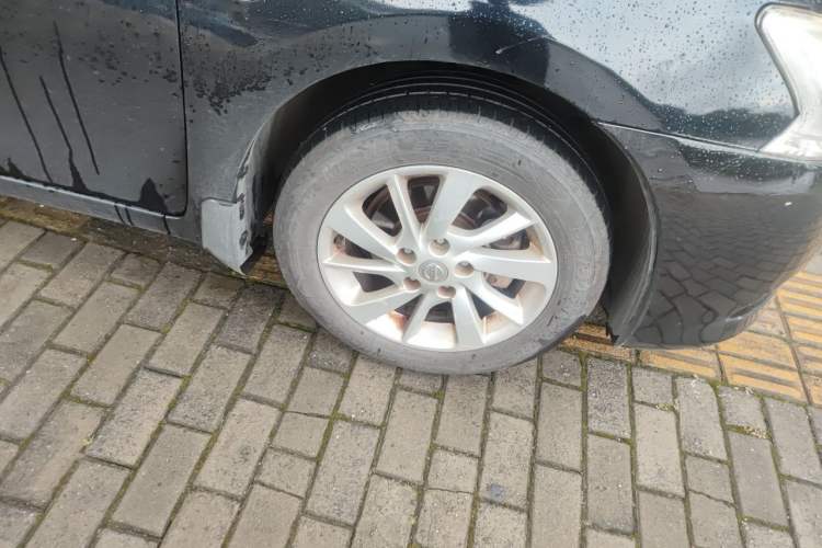 Used Nissan Sylphy 2014 1.6XV CVT Deluxe Edition Right Front Wheel Hub