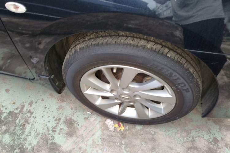 Used Nissan Sylphy 2014 1.6XV CVT Deluxe Edition Right Front Wheel Hub