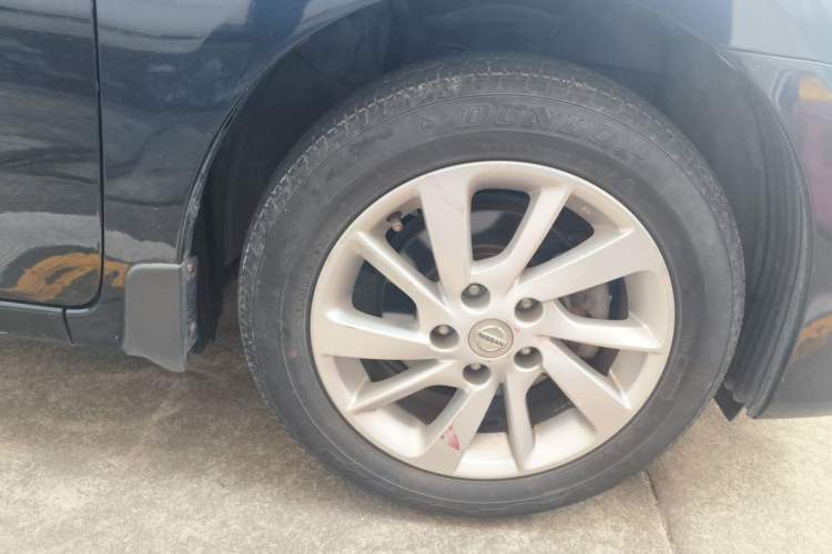 Used Nissan Sylphy 2014 1.6XV CVT Deluxe Edition Right Front Wheel Hub