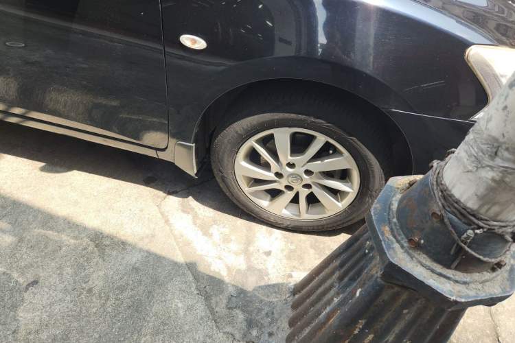 Used Nissan Sylphy 2014 1.6XV CVT Deluxe Edition Right Front Wheel Hub