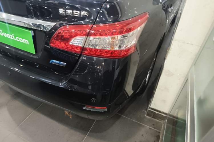 Used Nissan Sylphy 2014 1.6XV CVT Deluxe Edition Right Rear Taillight