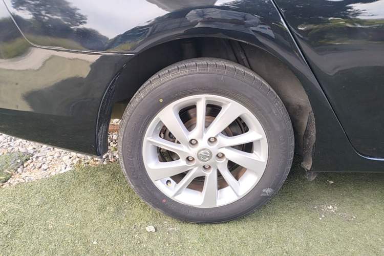 Used Nissan Sylphy 2014 1.6XV CVT Deluxe Edition Right Rear Wheel Hub