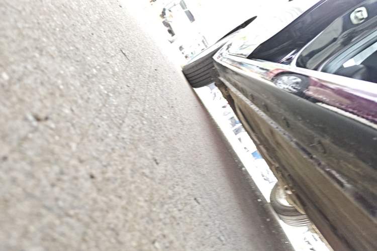 Used Nissan Sylphy 2014 1.6XV CVT Deluxe Edition Right Side Sill