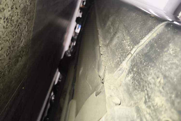 Used Nissan Sylphy 2014 1.6XV CVT Deluxe Edition Right Side Sill