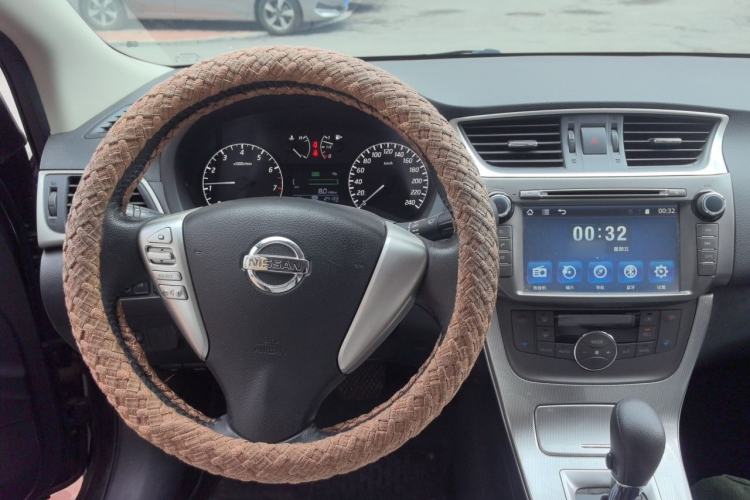Used Nissan Sylphy 2014 1.6XV CVT Deluxe Edition Steering Wheel