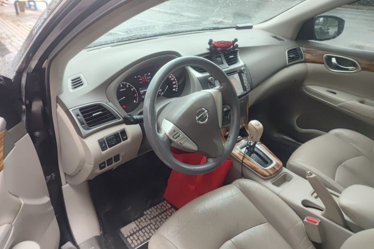 Used Nissan Sylphy 2014 1.6XV CVT Deluxe Edition Steering Wheel