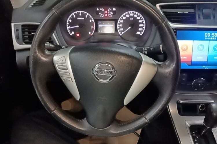 Used Nissan Sylphy 2014 1.6XV CVT Deluxe Edition Steering Wheel