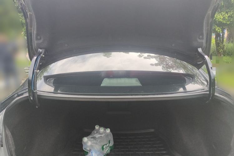 Used Nissan Sylphy 2014 1.6XV CVT Deluxe Edition Trunk