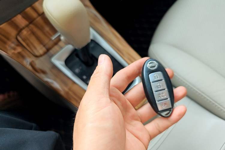 Used Nissan Sylphy 2014 1.6XV CVT Deluxe Edition Vehicle Key