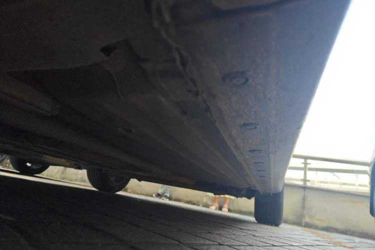 Used Nissan Sylphy 2014 1.6XV CVT Deluxe Edition Chassis Front Left