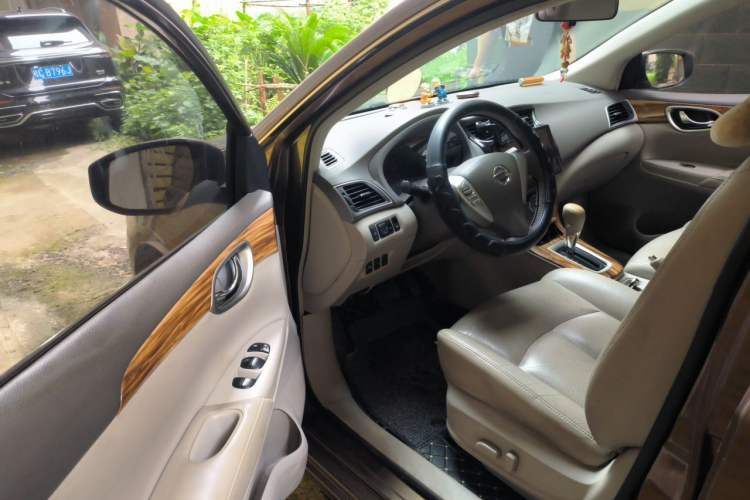 Used Nissan Sylphy 2014 1.6XV CVT Deluxe Edition Driver Seat